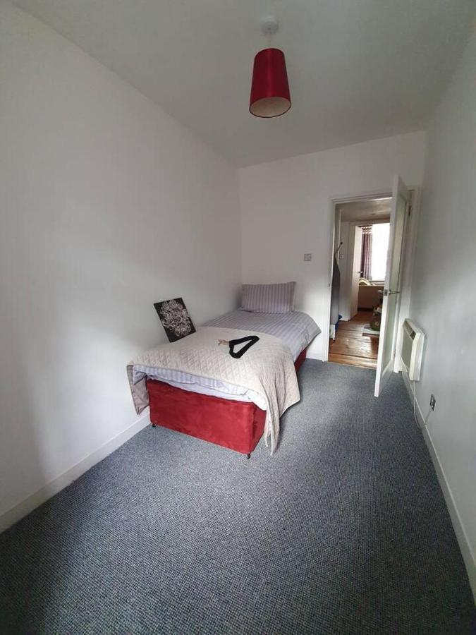 אדינבורו Lovely 2 Bedroom Flat In The Heart Of The City מראה חיצוני תמונה